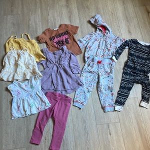 Random girls 2T lot, all gently worn